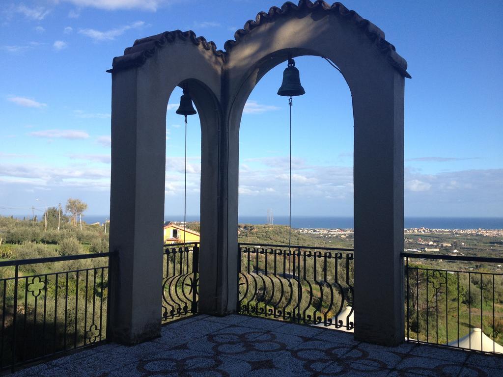 Villa Martius San Pier Niceto Eksteriør billede